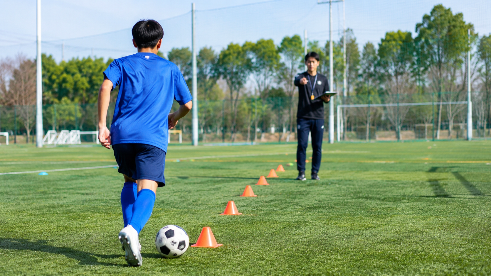 サッカー選手向け｜日本サッカー協会ライセンスの種類と最短取得ルート解説