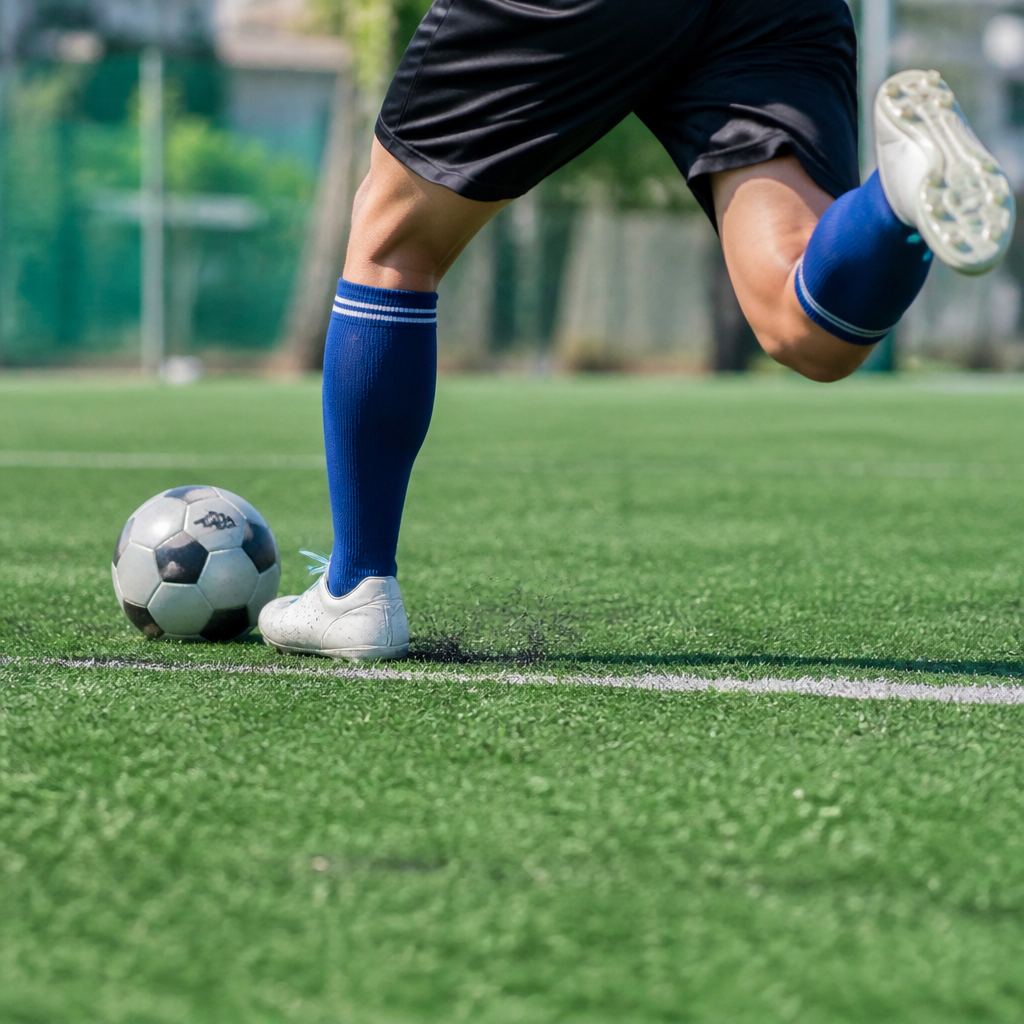 サッカーのシュート軸足の位置目安と決定力を上げる置き方